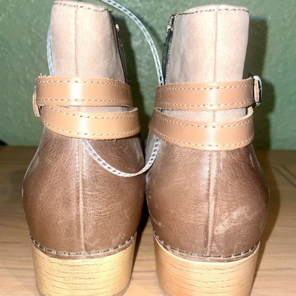 🆕Dansko Women Ankle Boots Brook Nubuck Taupe Burnished  7-7.5/38  $184 - Picture 9 of 15